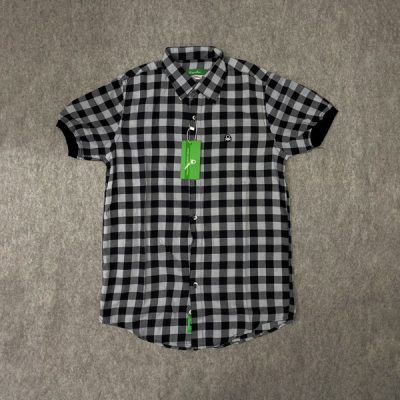 Checkered-shirt-with-puff-sleeves